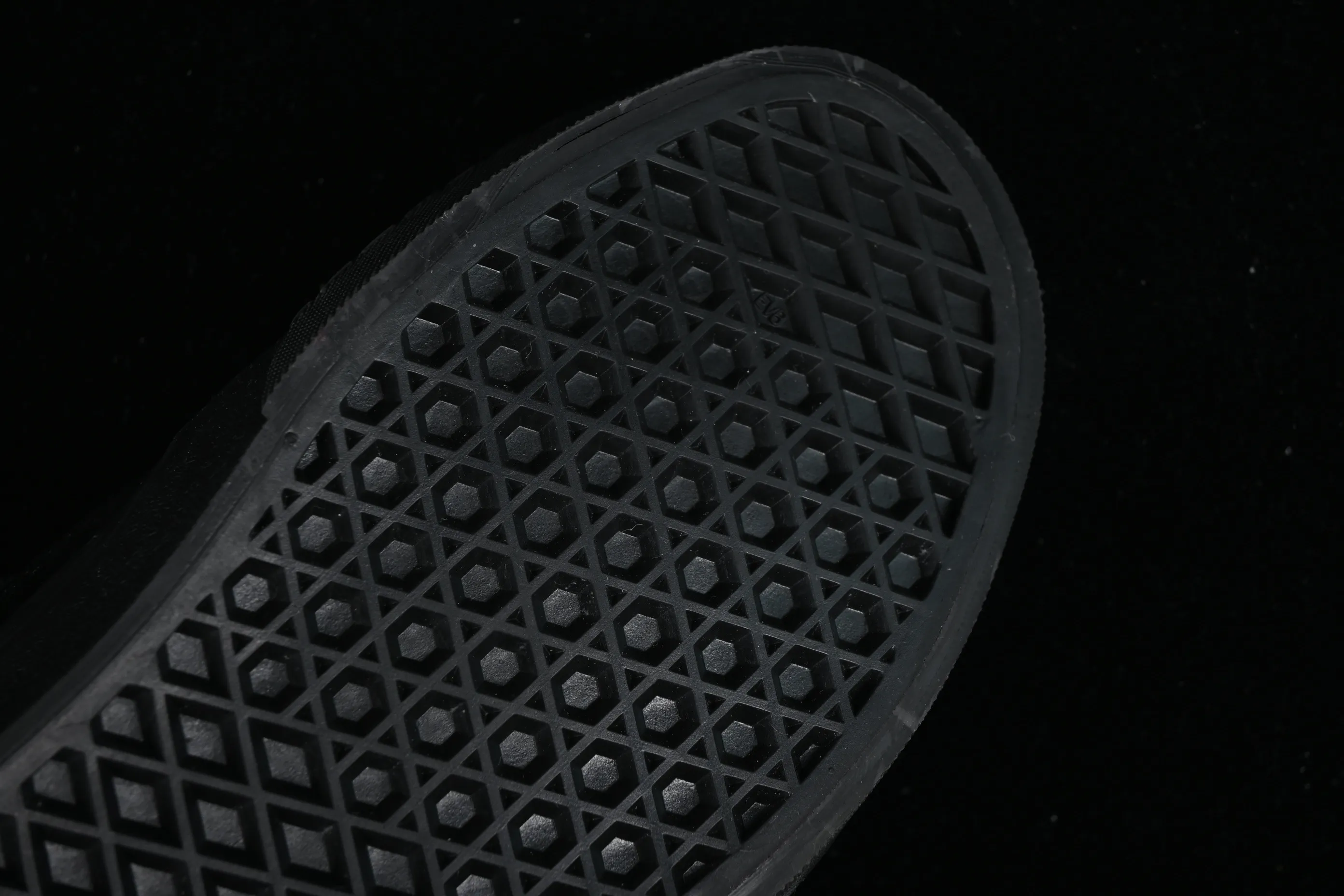 All categories Vans Vans series Vans Low Vans low-top Vans Caldrone Vans official Black Warrior American retro casual skateboard shoes VN0007P9BA2
